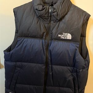 The North Face men’s 1996 Nuptse puffer vest size large